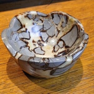 Septarian Nodule Bowl with Earthy Tones and Beautiful Crystal Structure 5.5"